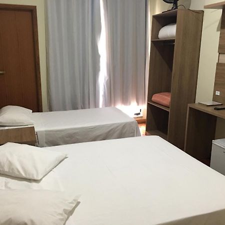 Hotel Gloria بارباسينا المظهر الخارجي الصورة
